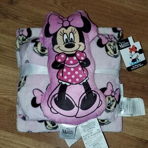 Disney Minnie Mouse Pink Plush Throw Blanket & Pillow 3 Piece Set